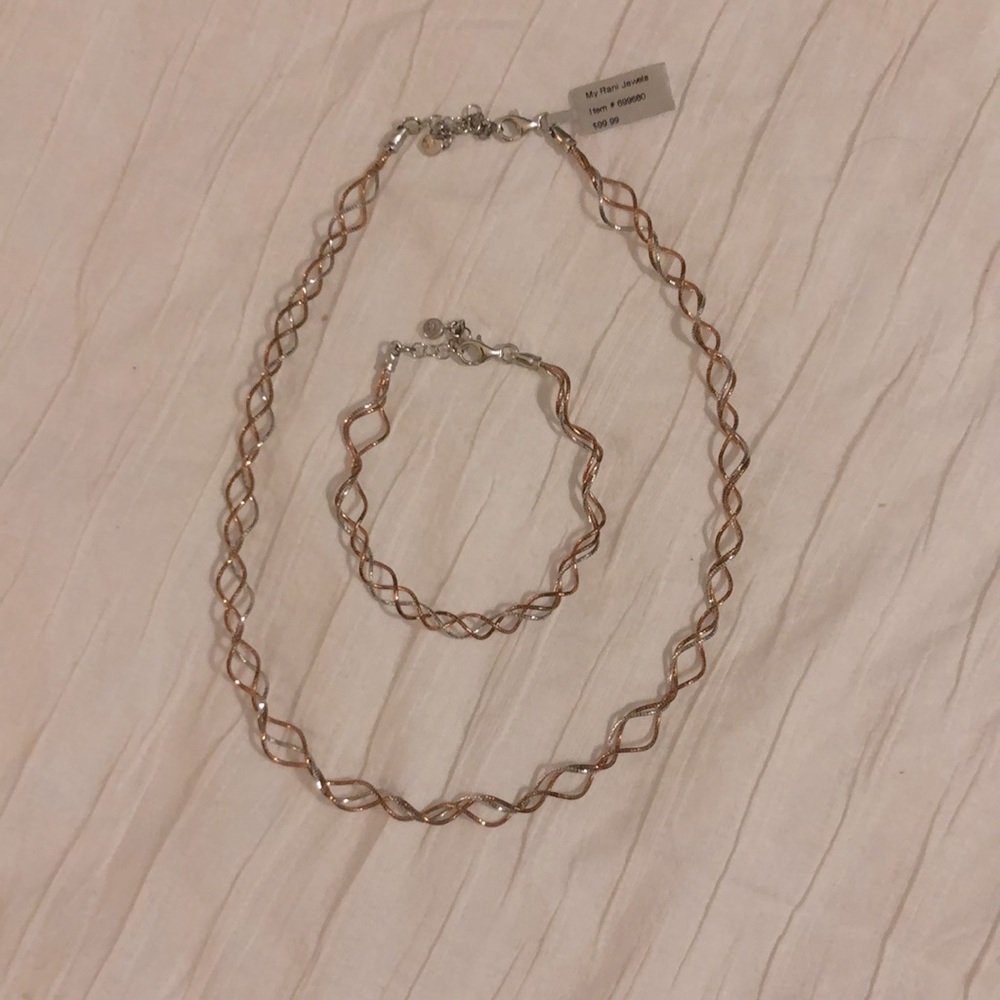 Perfect for Christmas!  Necklace and bracelet set